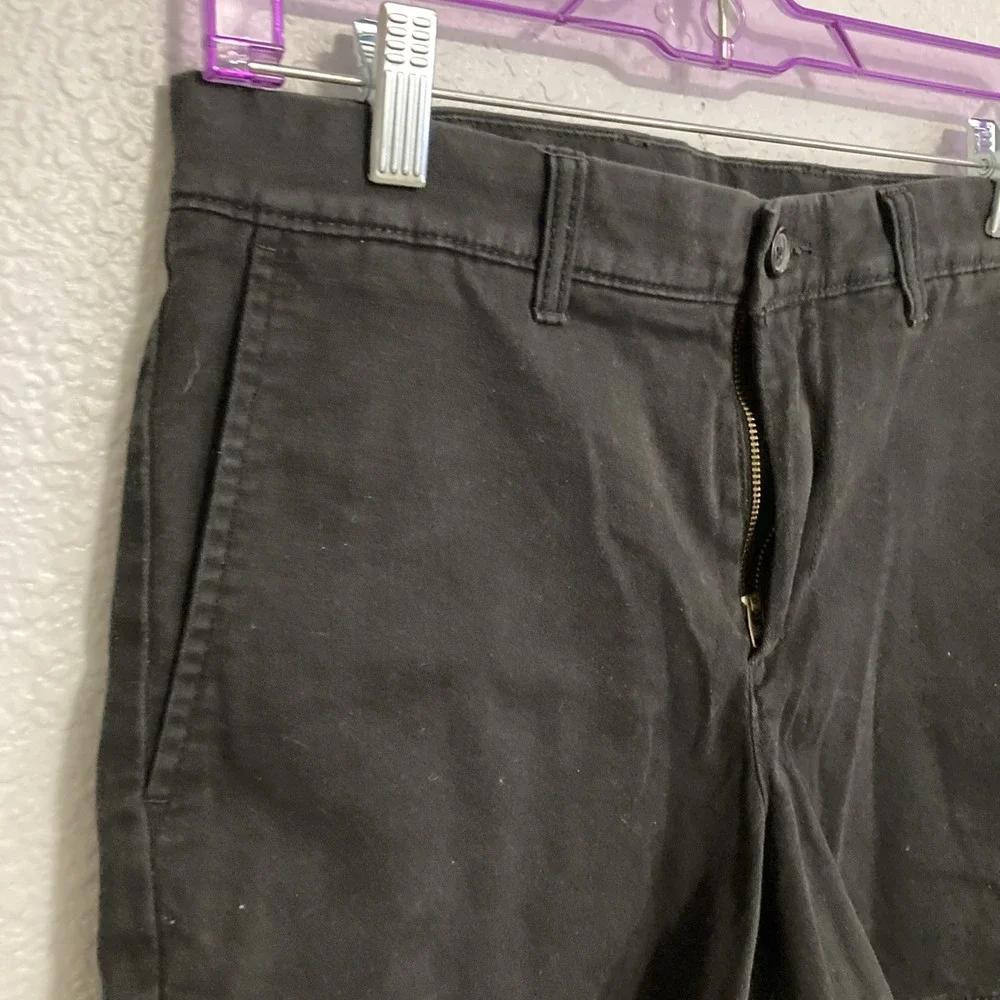 Roundtree & Yorke Men's Black Flat Front Chino Shorts‎ w/Stretch - SZ 30
